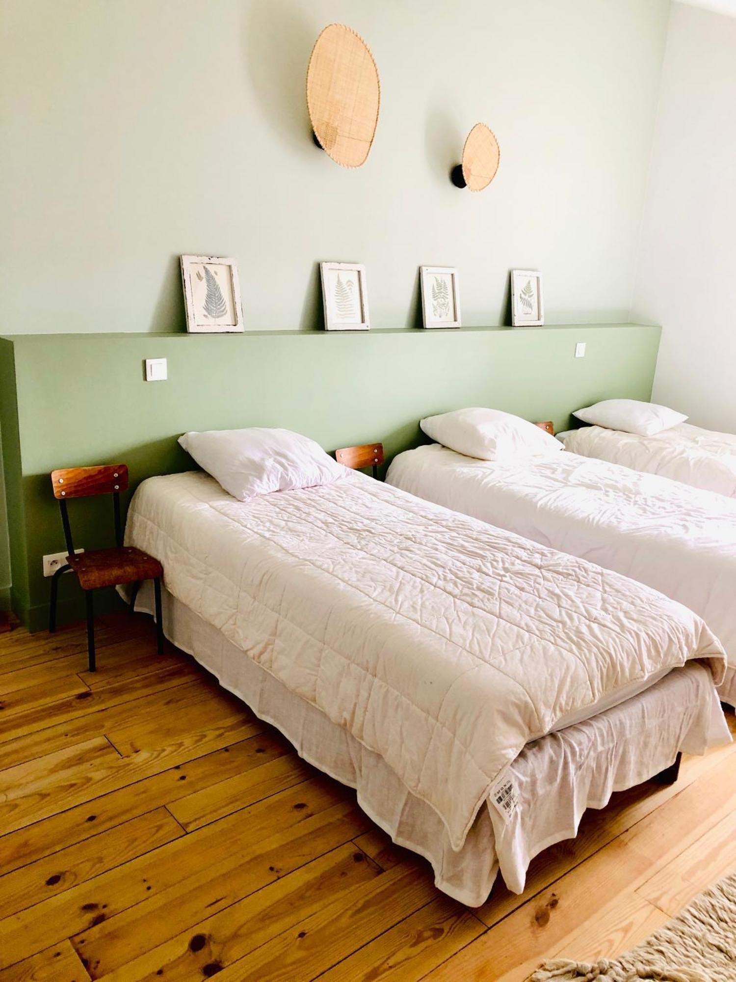 La Parenthese Bed and Breakfast Saubrigues Exteriör bild