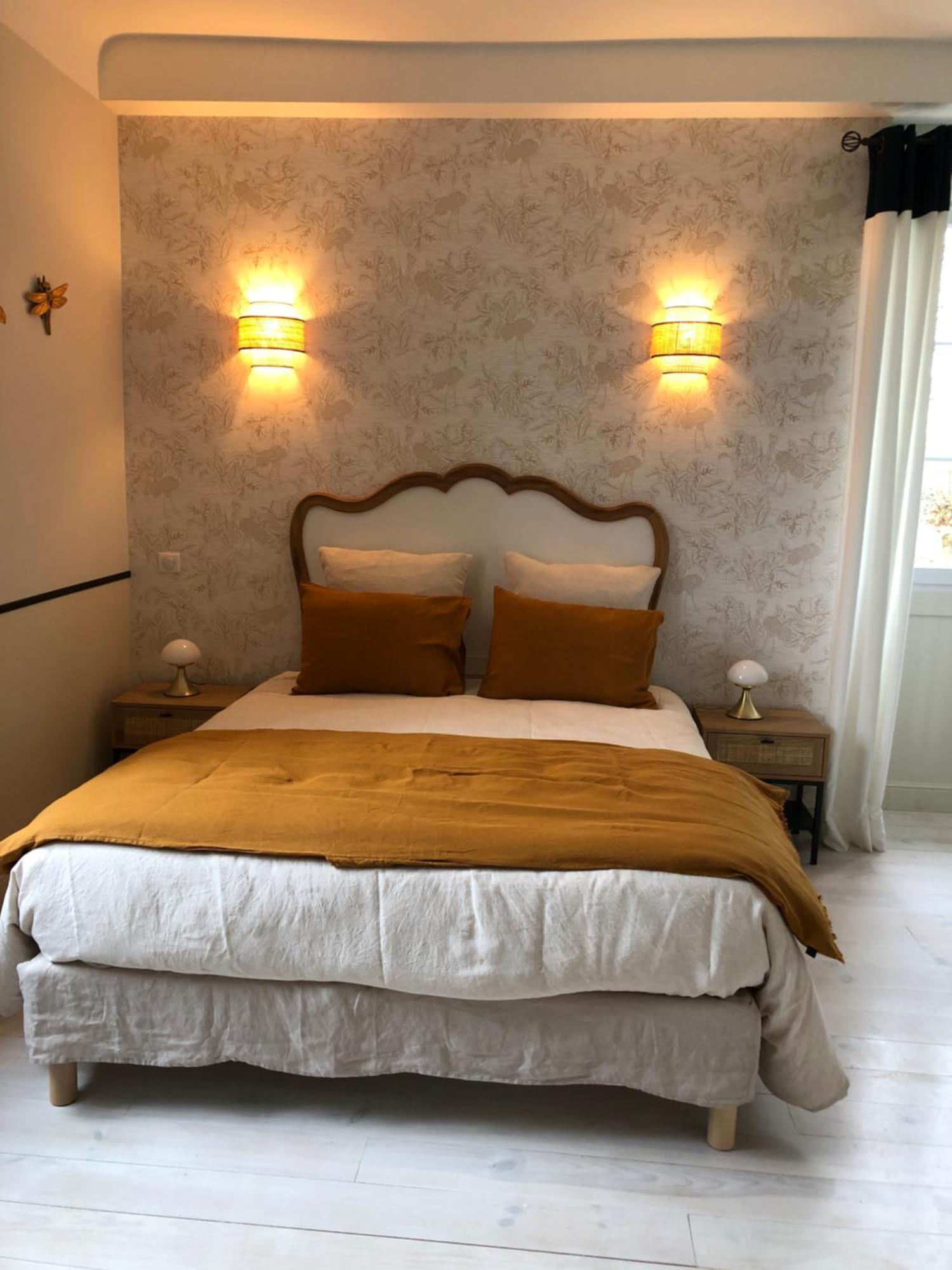 La Parenthese Bed and Breakfast Saubrigues Exteriör bild